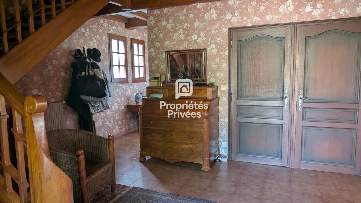 Maison à vendre, 246m², Saint-Martial-de-Valette