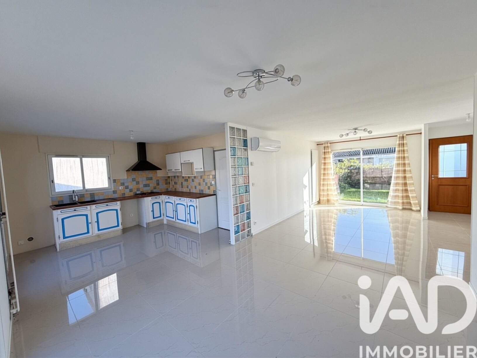 Maison à vendre, 84m², Rochefort