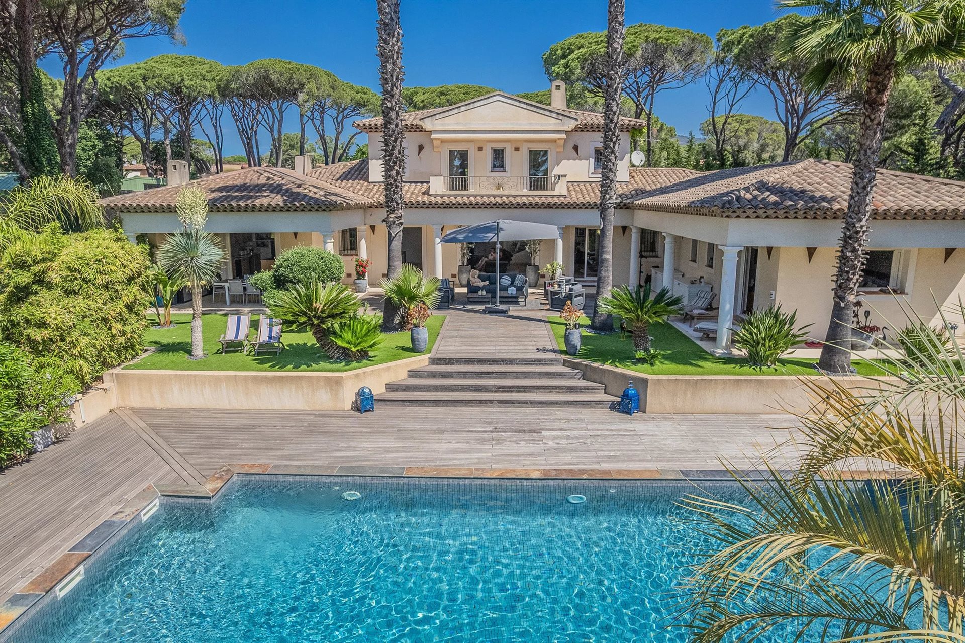 Maison à vendre, 470m², Saint-Raphaël
