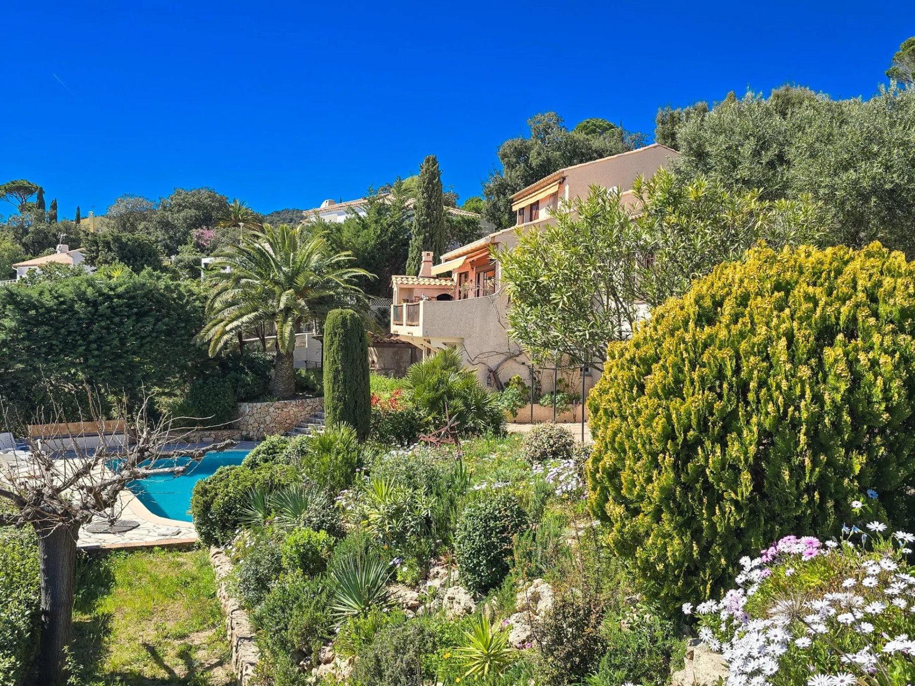 Maison à vendre, 240m², Roquebrune-sur-Argens