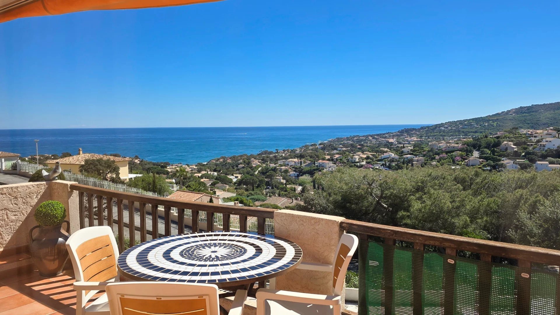 Maison à vendre, 240m², Roquebrune-sur-Argens