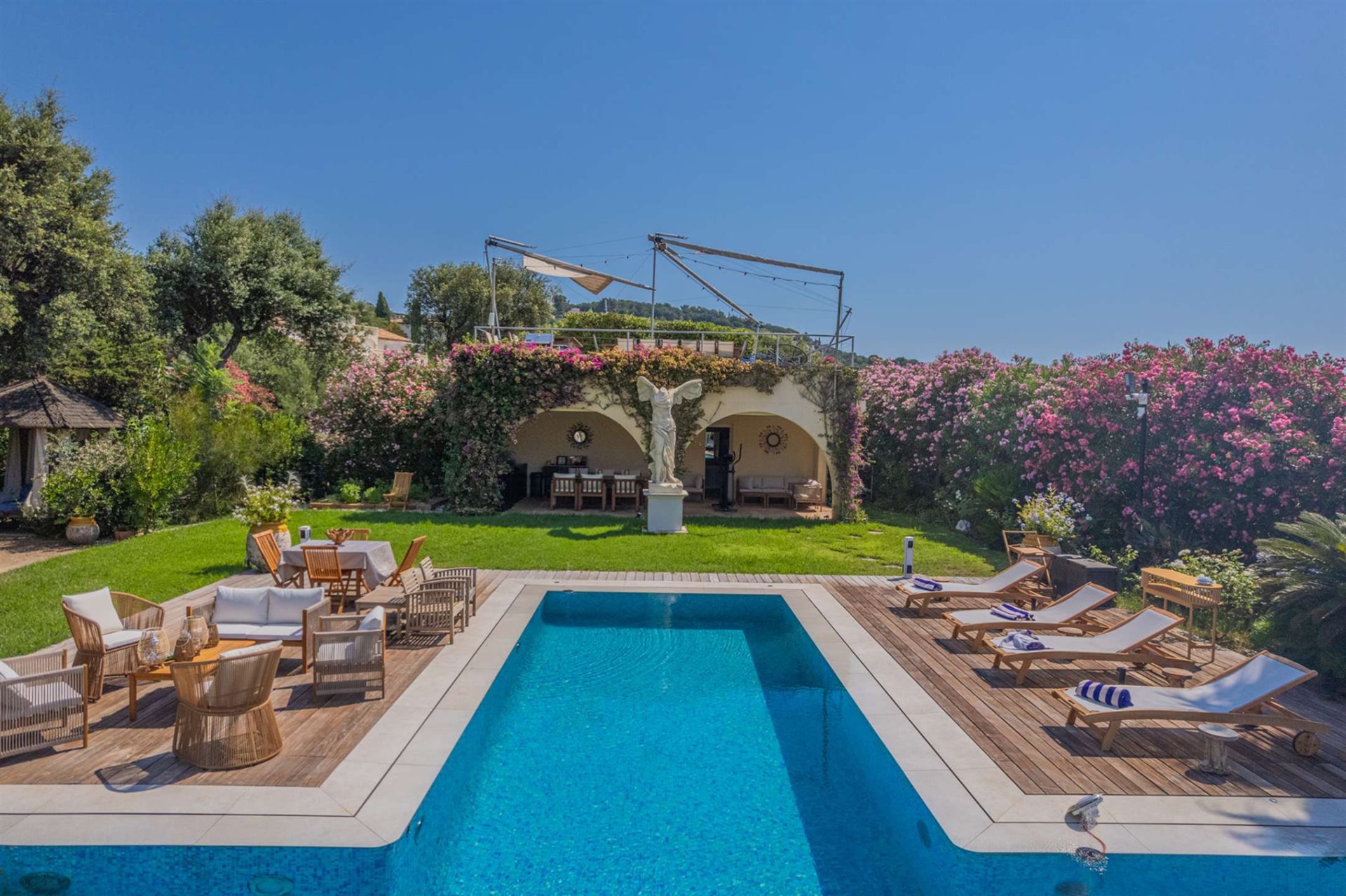 Maison à louer, 300m², Grimaud