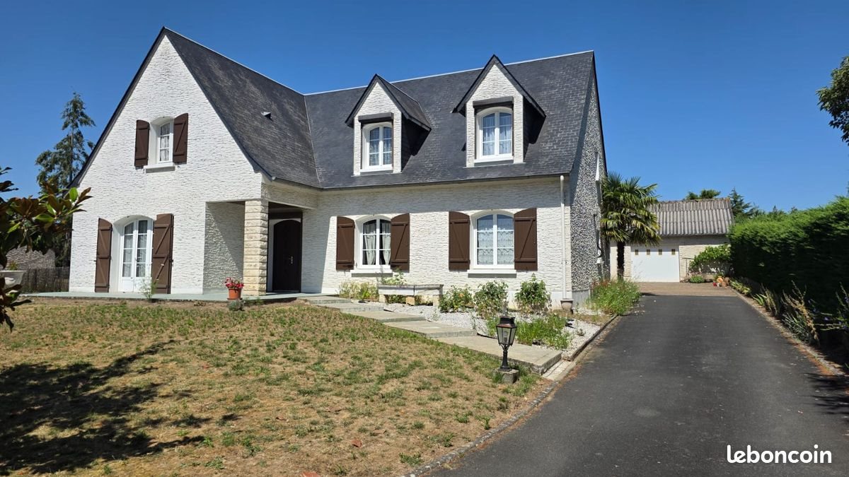 Maison à vendre, 195m², Lencloître