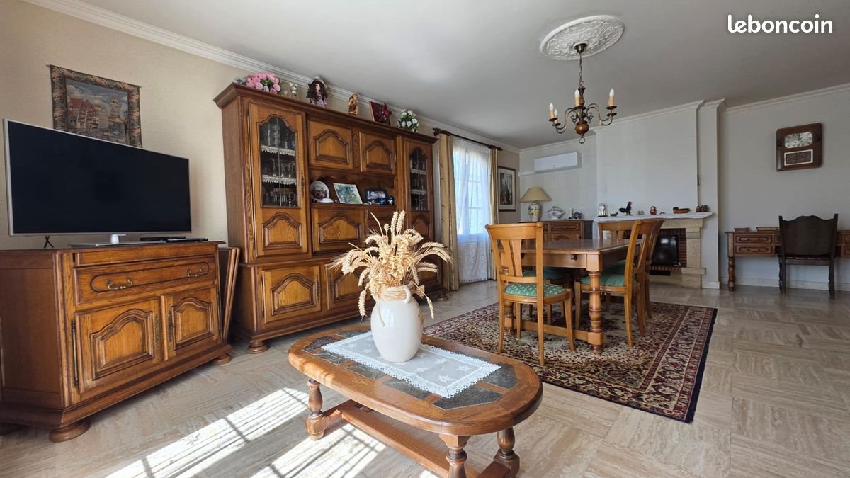 Maison à vendre, 195m², Lencloître