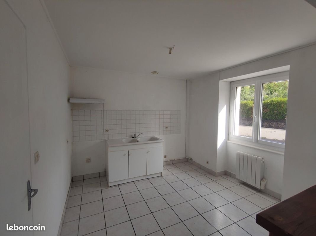 Appartement à louer, 78m², Mirebeau