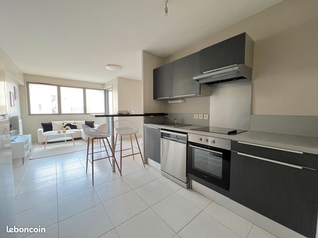 Appartement à louer, 62m², Mérignac