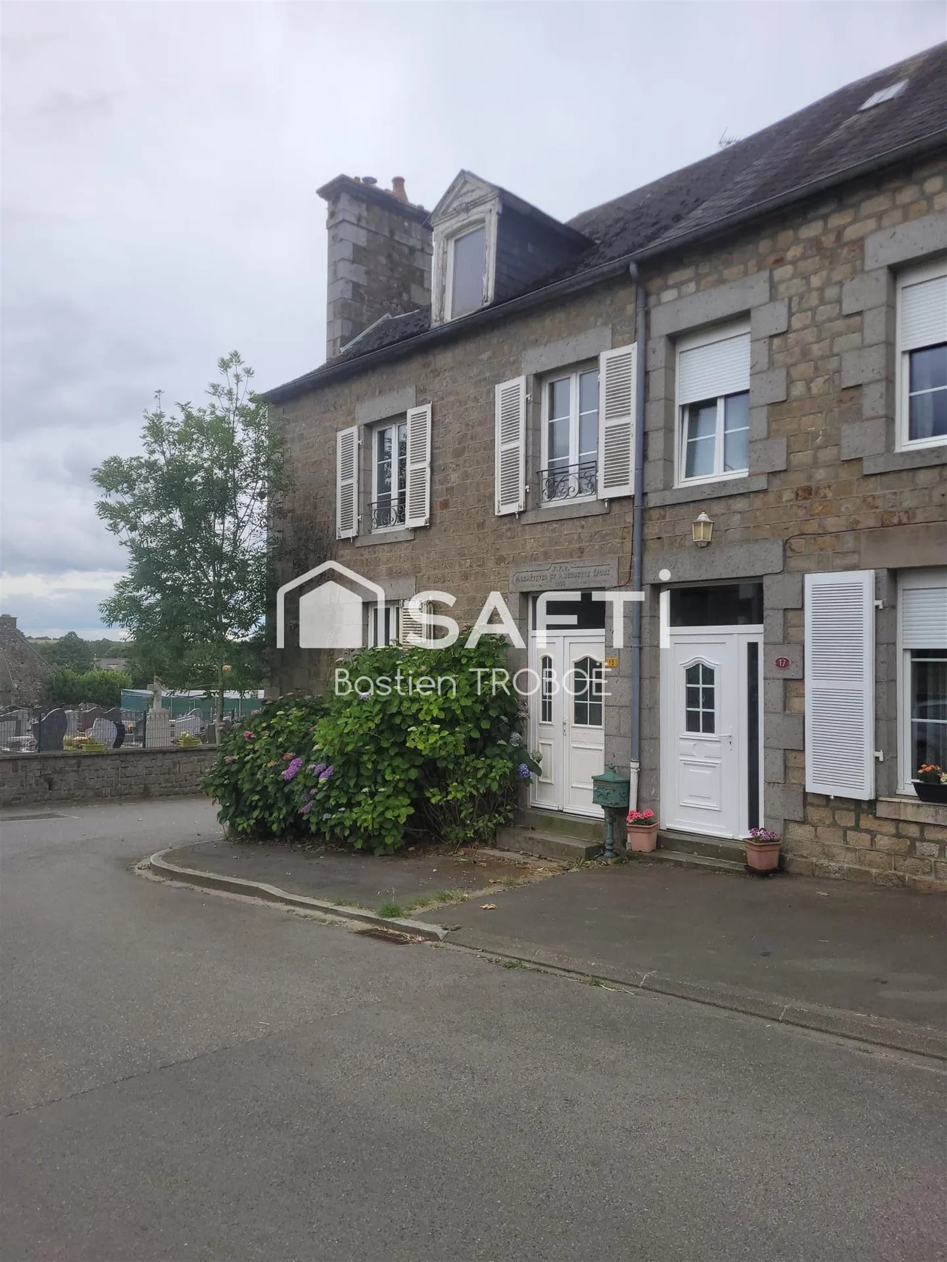 Maison à vendre, 155m², Isigny-le-Buat