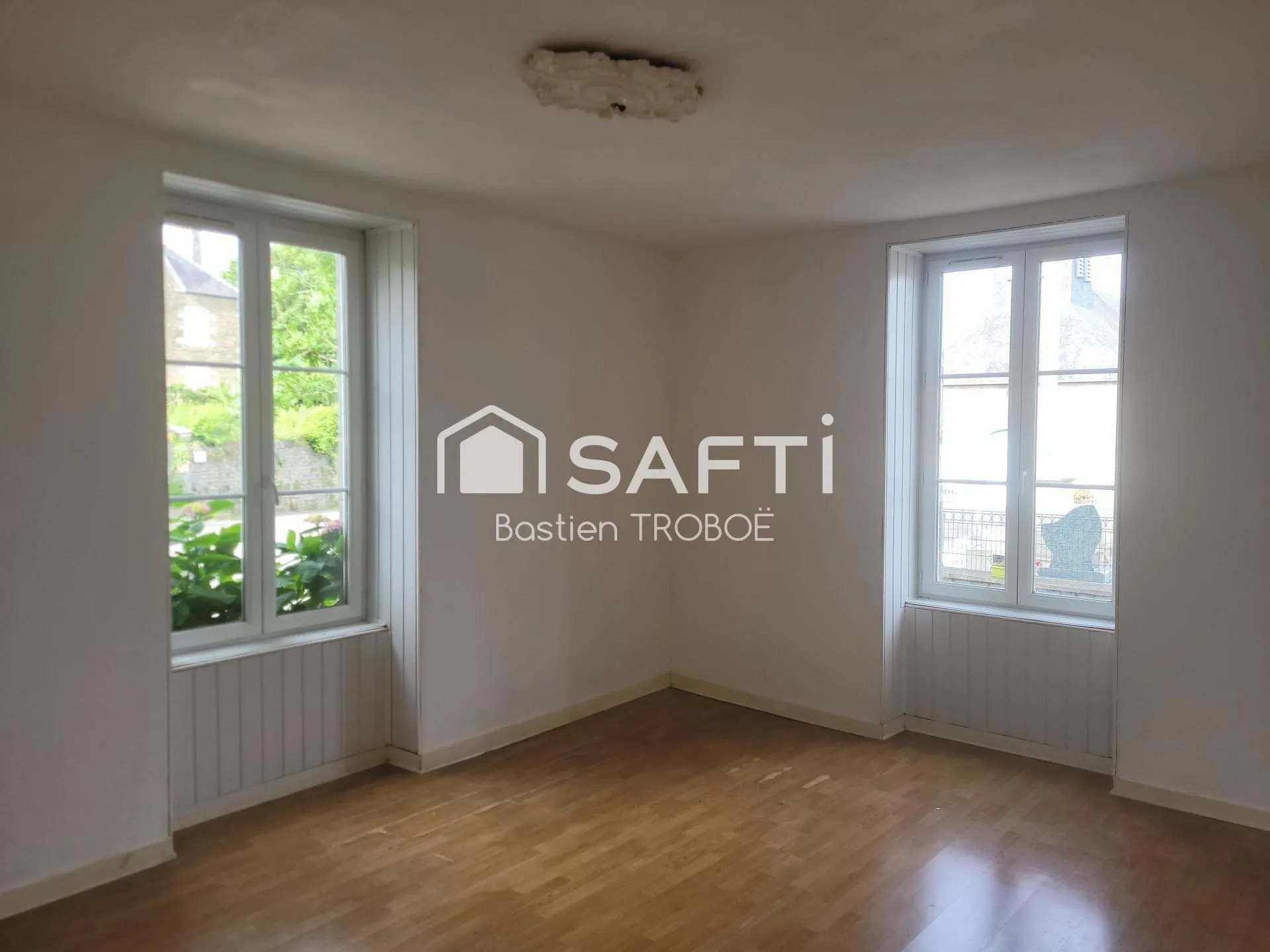 Maison à vendre, 155m², Isigny-le-Buat