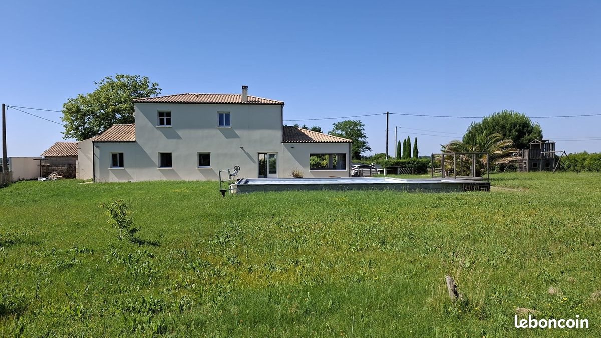 Maison à vendre, 161m², Saintes