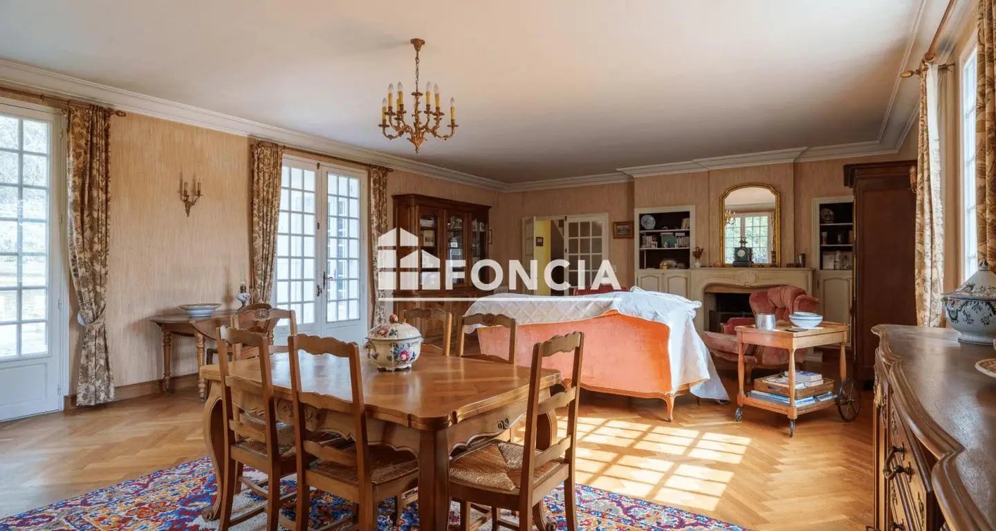 Maison à vendre, 220m², Boulazac