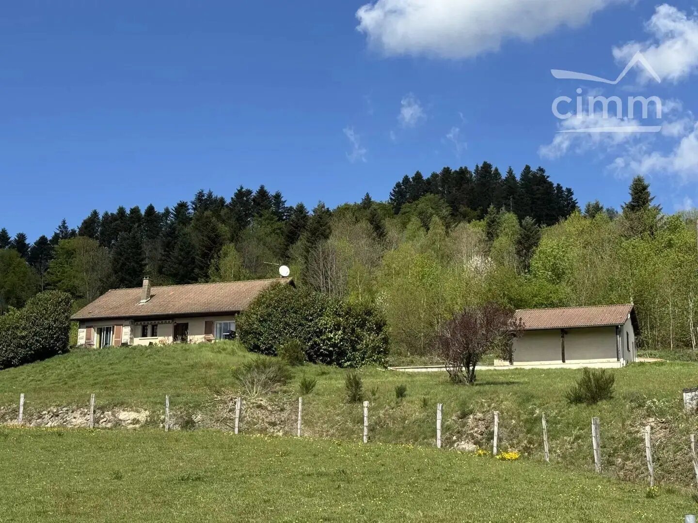 Maison à vendre, 203m², Vertolaye