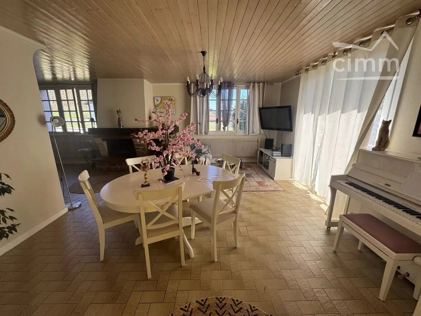 Maison à vendre, 203m², Vertolaye