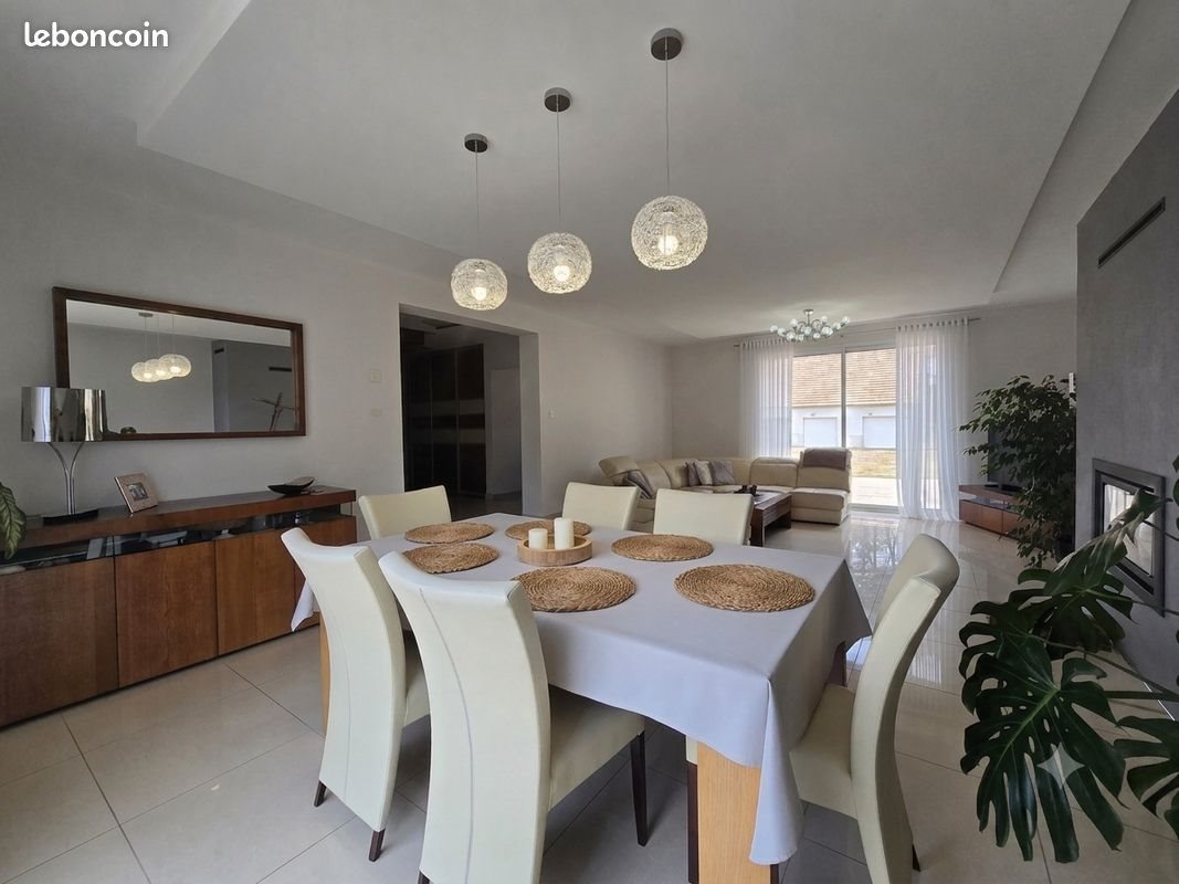 Maison à vendre, 183m², Roézé-sur-Sarthe