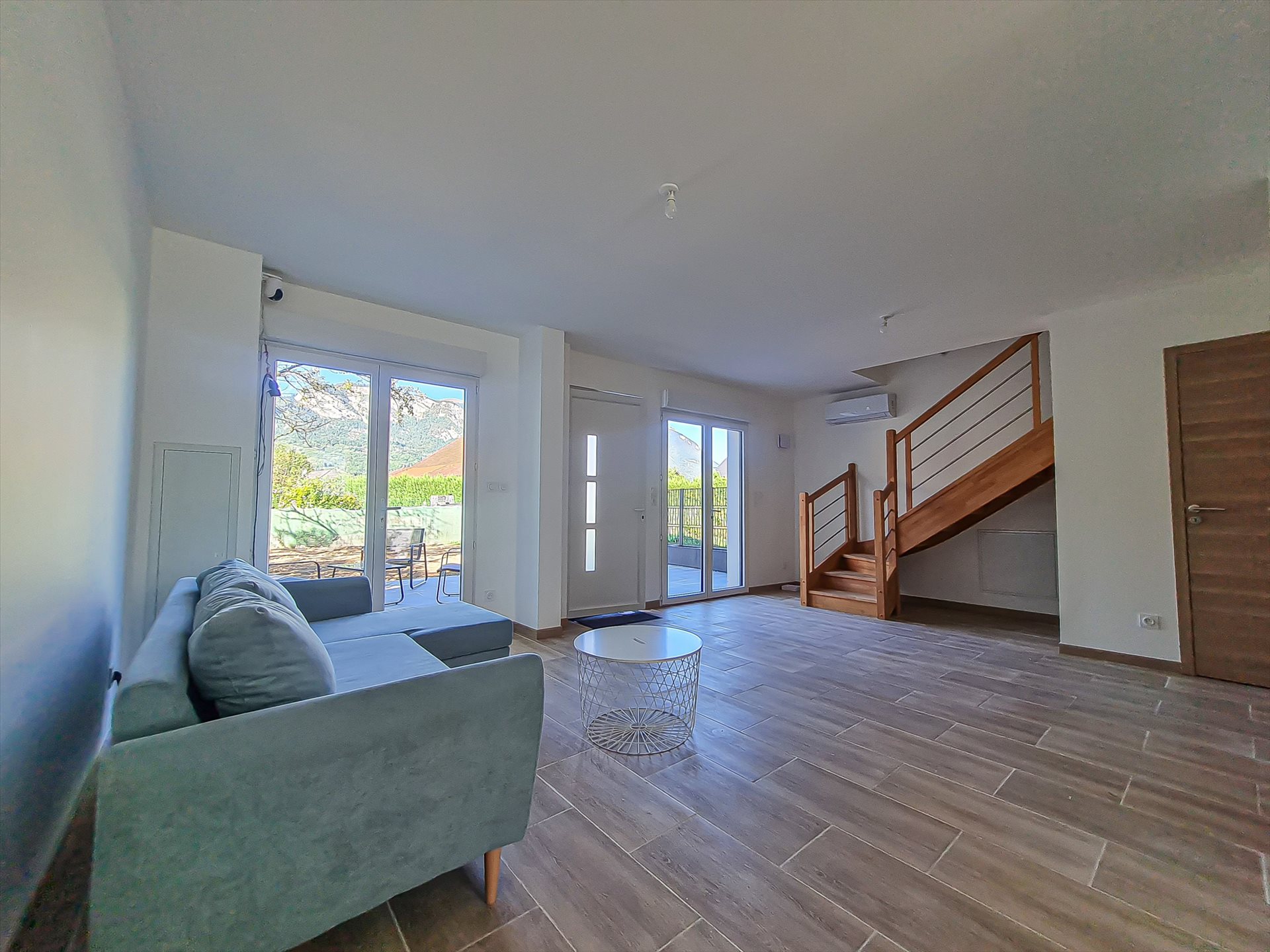 Maison à louer, 95m², Saint-Pierre-en-Faucigny