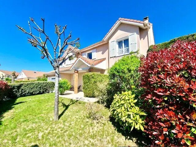 Maison à vendre, 185m², Ozoir-la-Ferrière