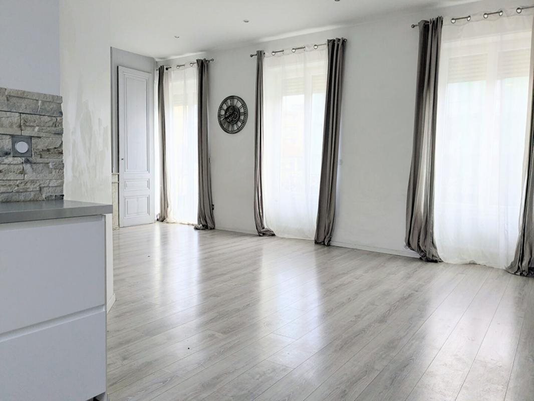 Appartement à vendre, 85m², Tassin-la-Demi-Lune