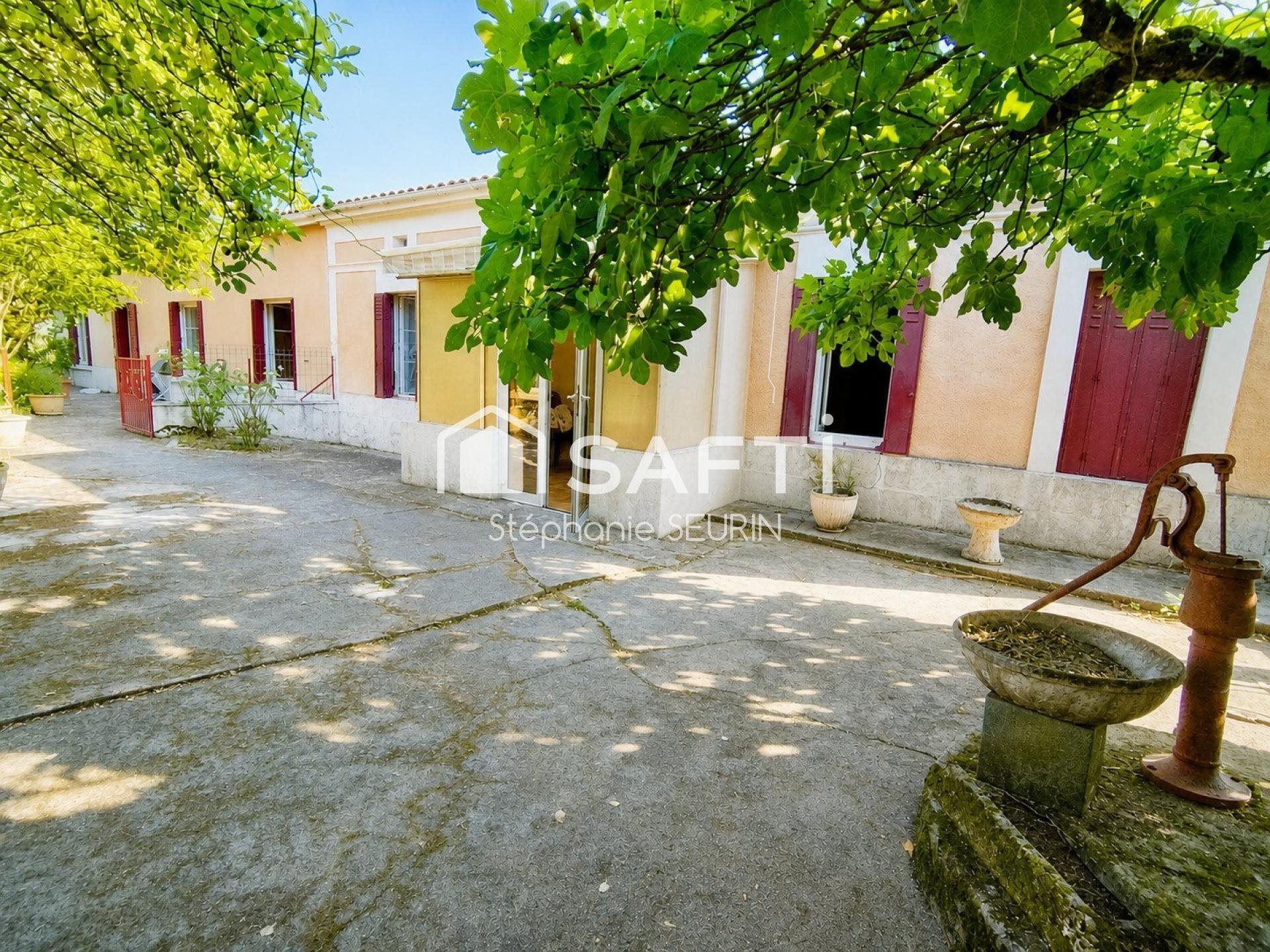 Maison à vendre, 155m², Montlieu-la-Garde