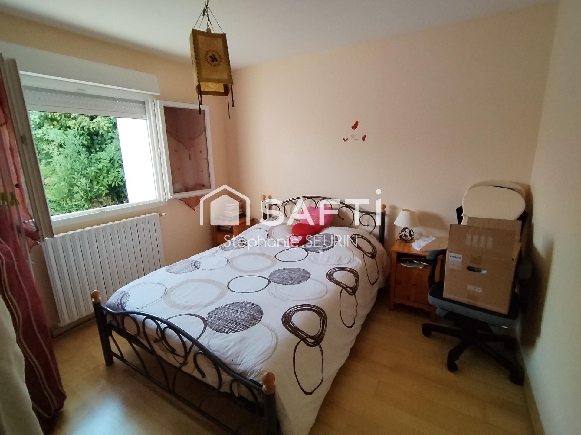 Maison à vendre, 155m², Montlieu-la-Garde