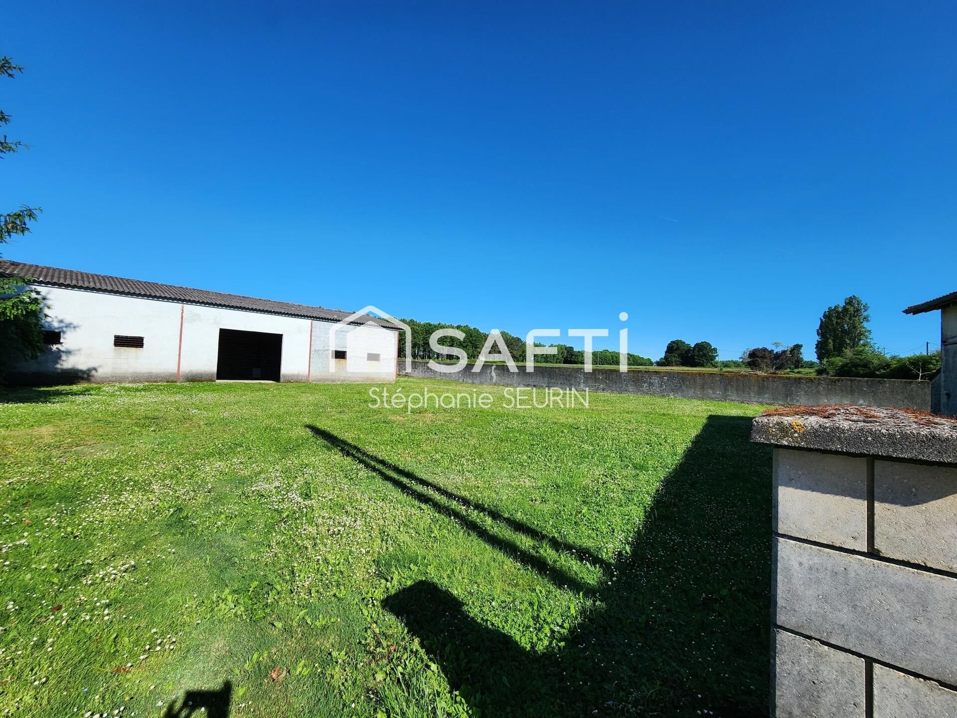 Maison à vendre, 103m², Montlieu-la-Garde