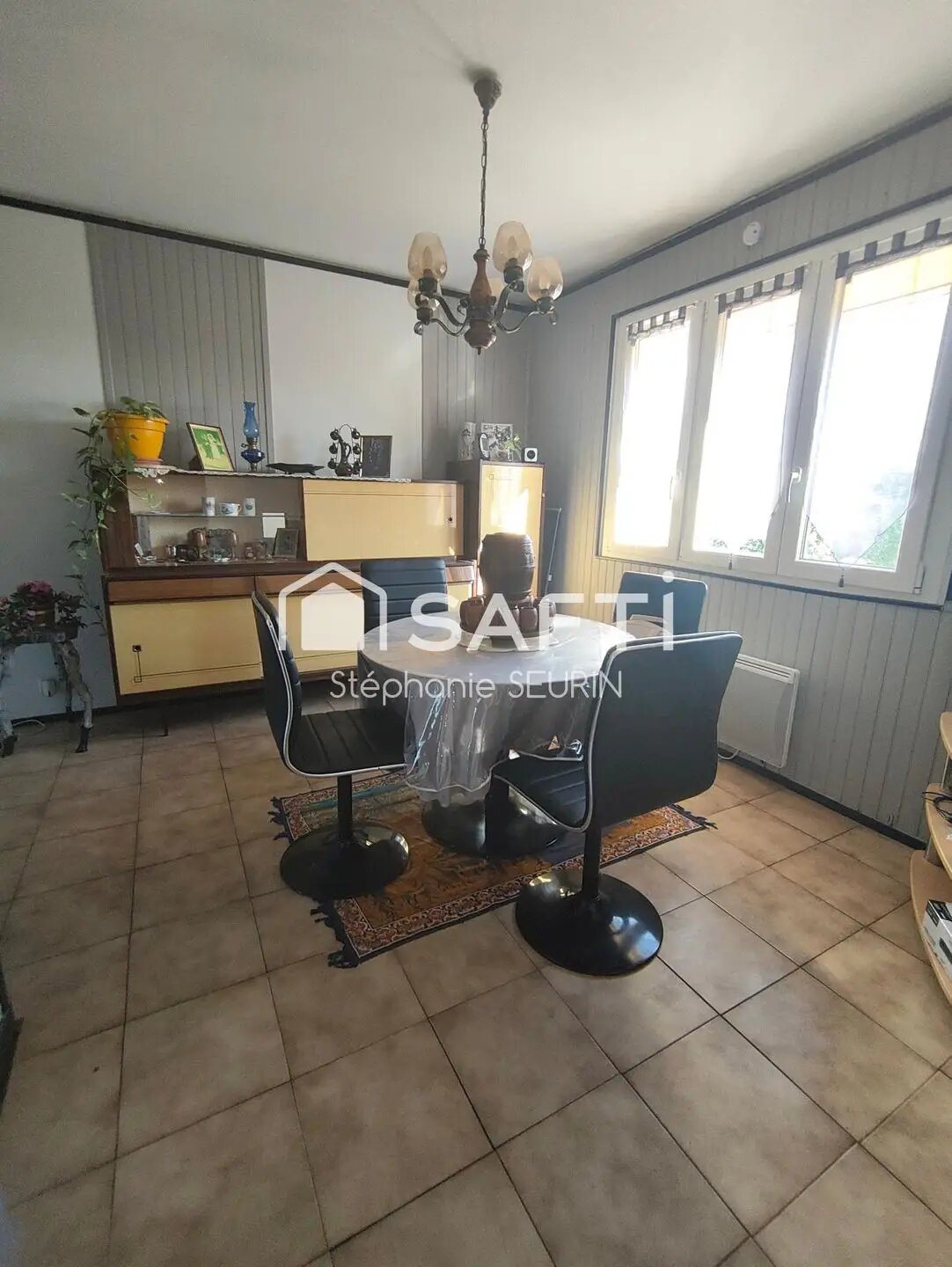 Maison à vendre, 183m², Montlieu-la-Garde