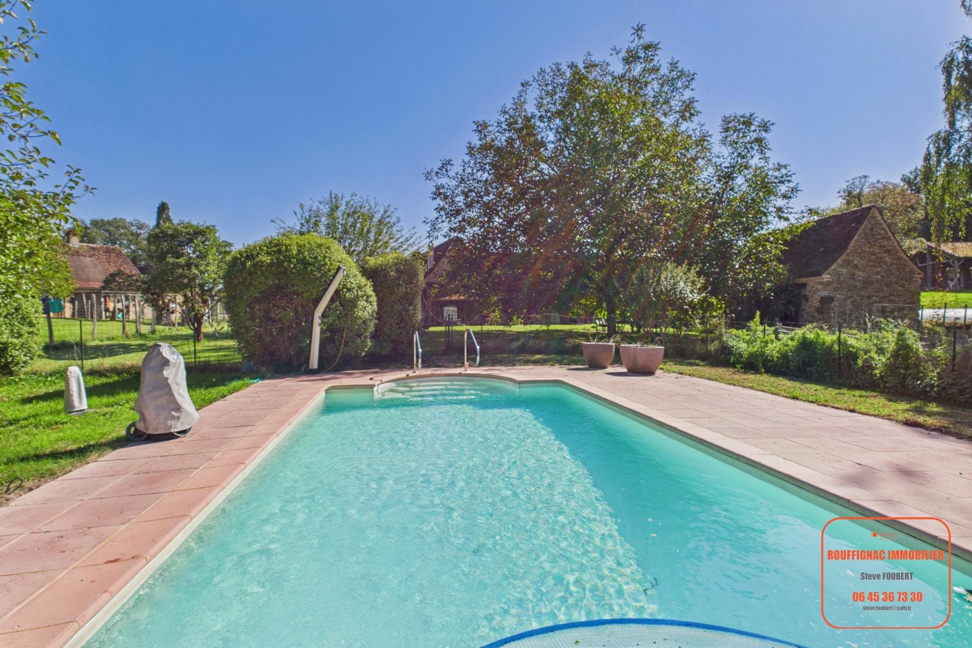 Maison à vendre, 240m², Rouffignac-Saint-Cernin-de-Reilhac