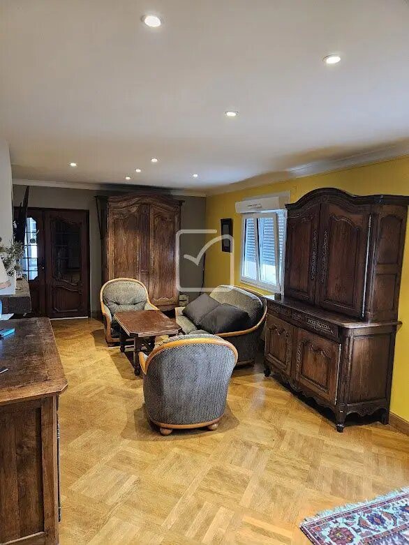 Maison à vendre, 167m², La Châtaigneraie
