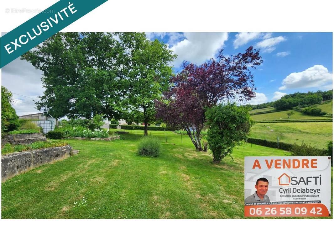 Maison à vendre, 85m², Saint-Romain-sous-Gourdon