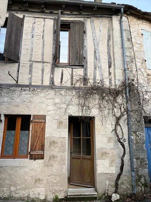 Immeuble 8 pièces 127 m² · à Issigeac · 127 m² · 162 640 €