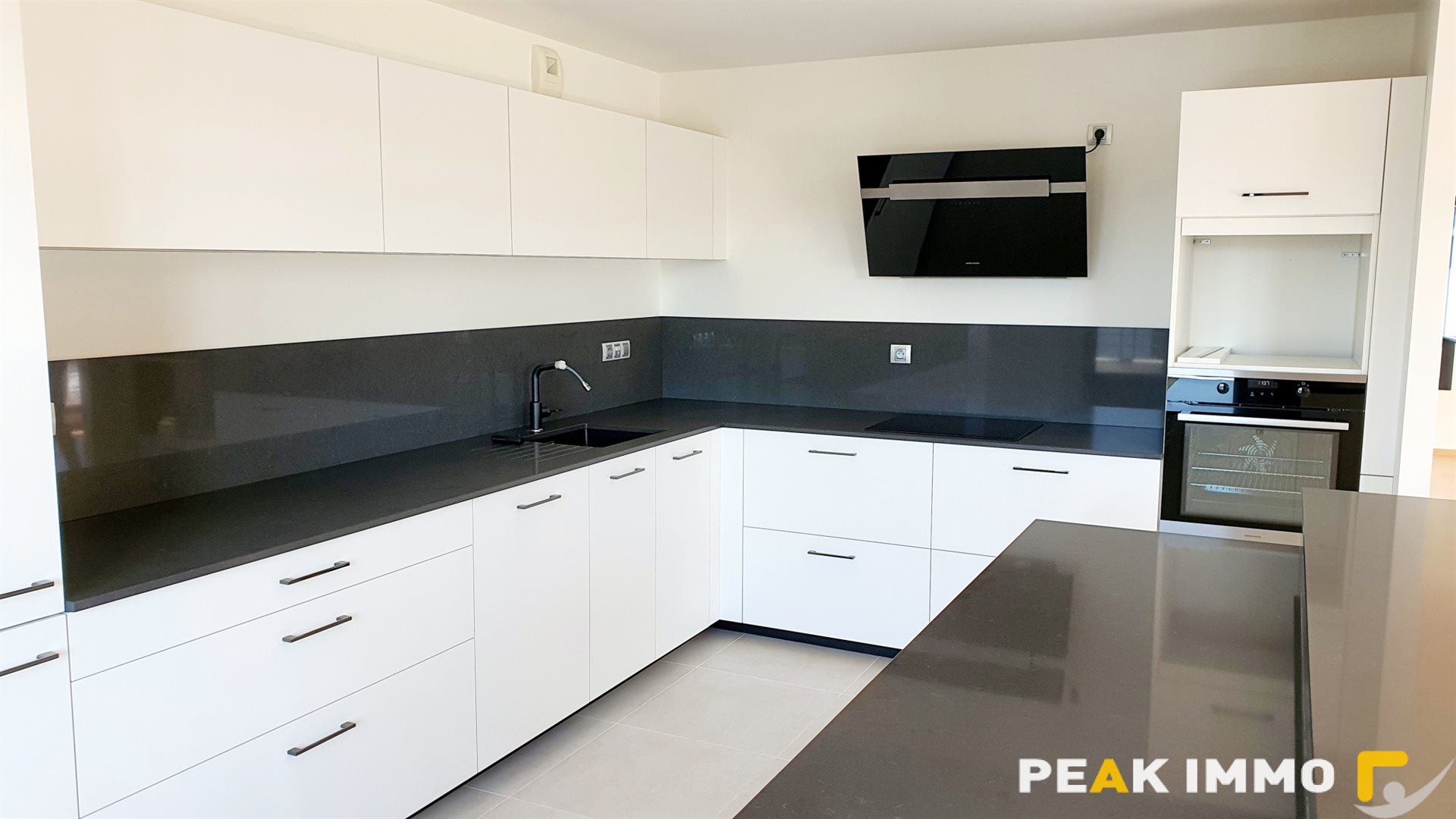Appartement à louer, 208m², Saint-Genis-Pouilly