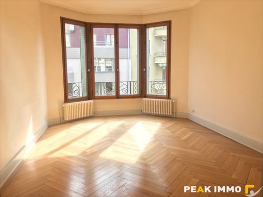 Advert pic 0