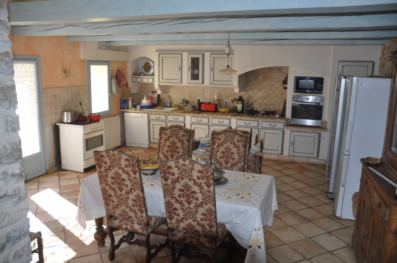 Maison à vendre, 400m², Revest-du-Bion