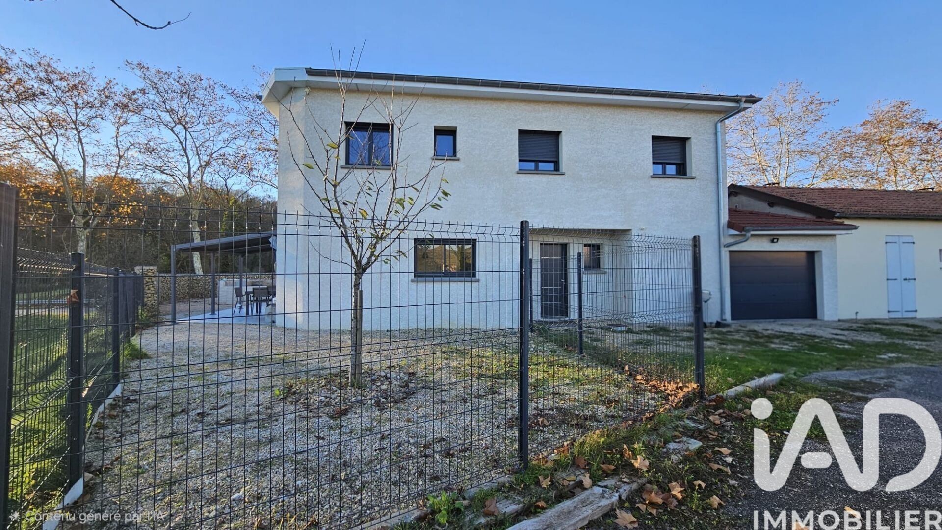 Maison à vendre, 113m², Neuville-sur-Ain