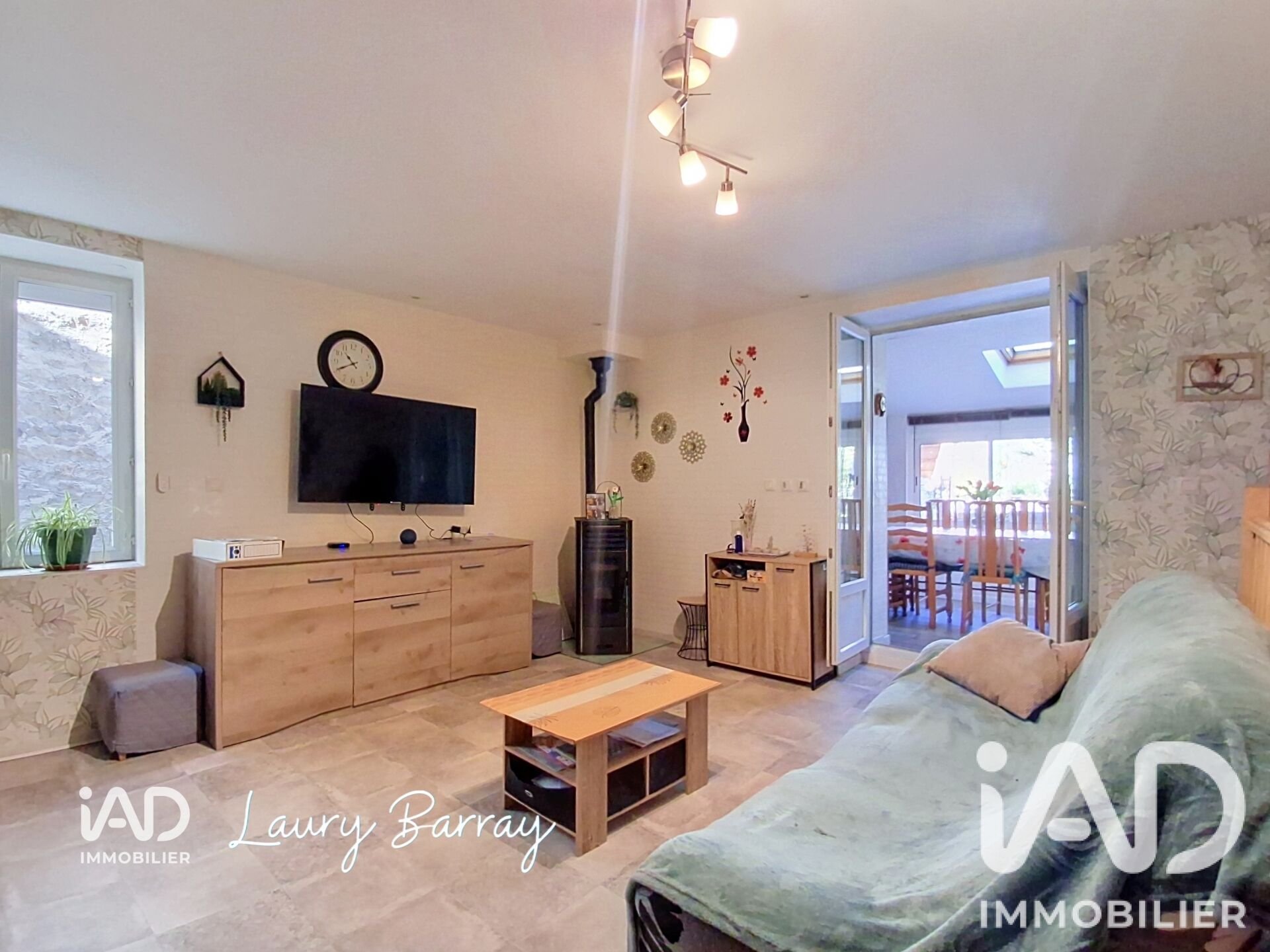 Maison à vendre, 118m², Bourg-Argental