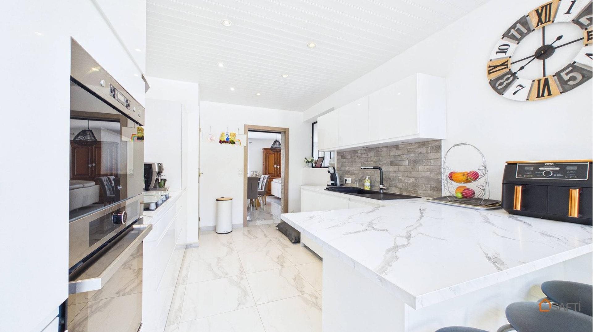 Maison à vendre, 114m², Saint-Loubès
