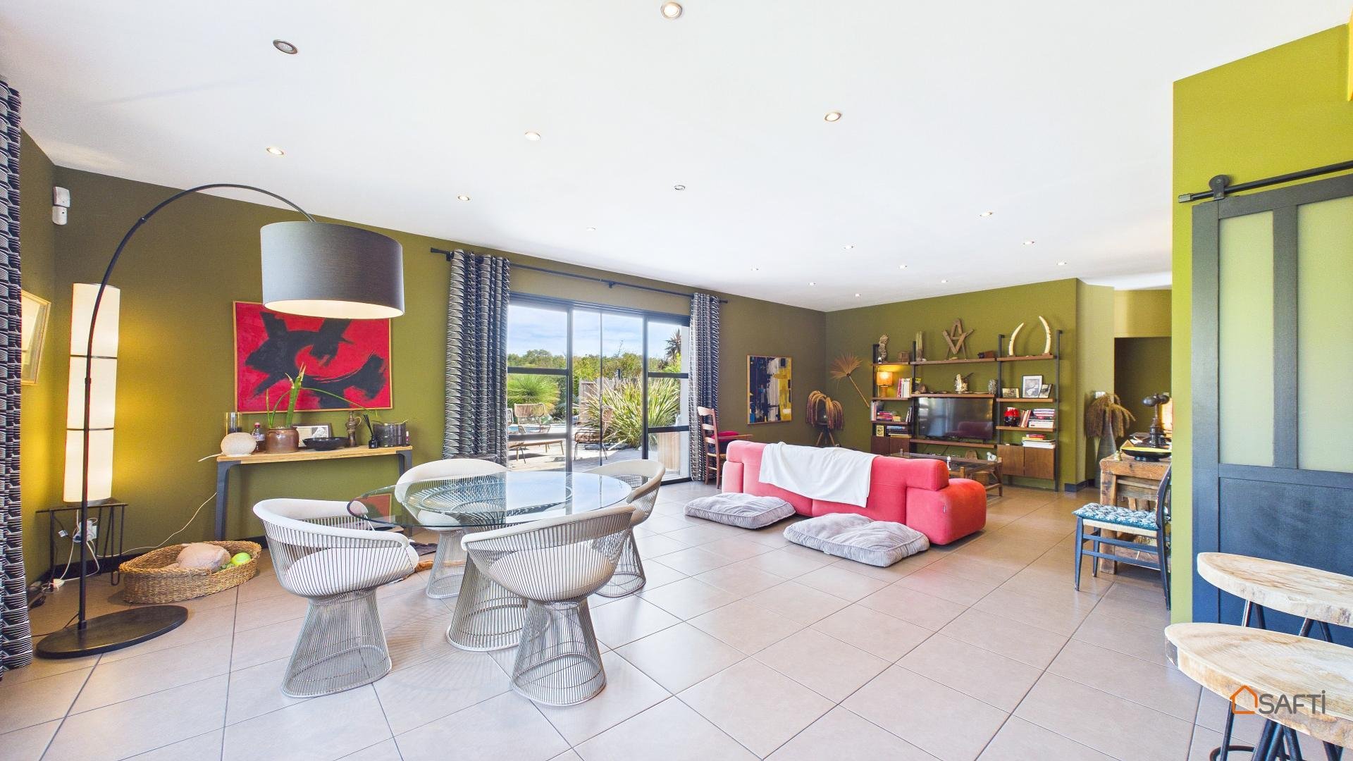 Maison à vendre, 197m², Ambarès-et-Lagrave