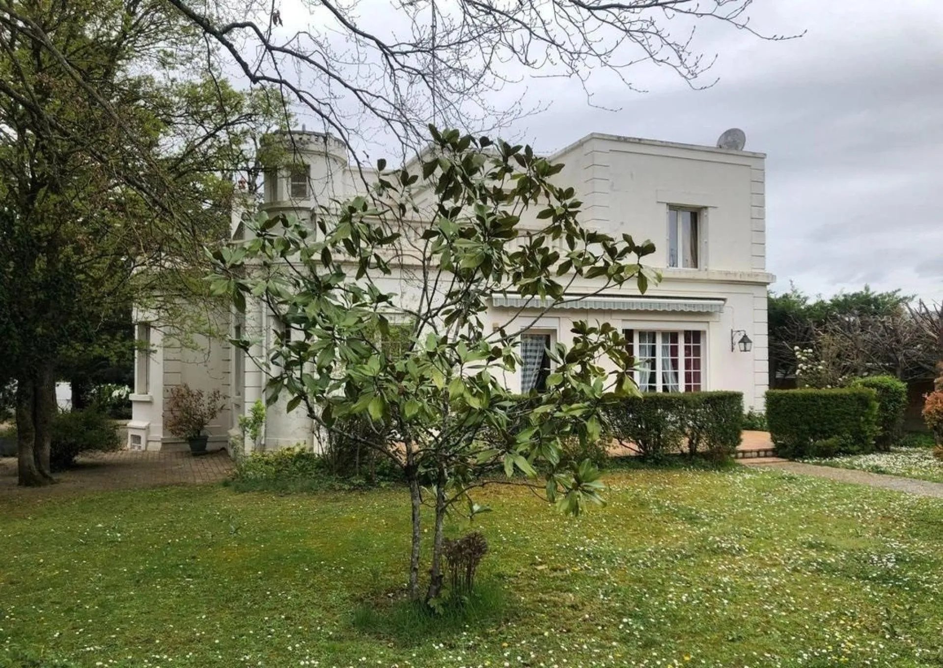 Maison à vendre, 237m², Issoudun