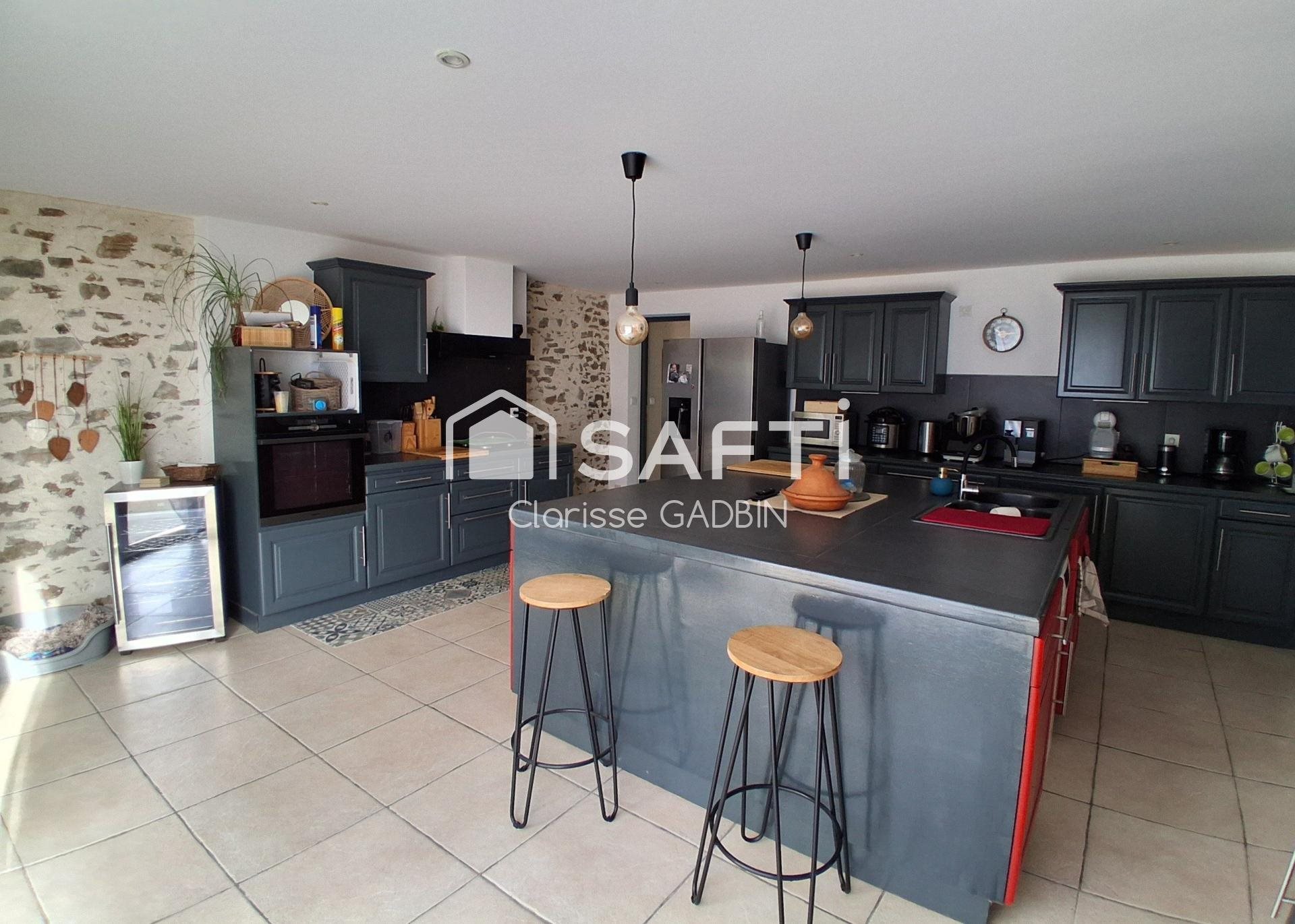 Maison à vendre, 200m², La Rouaudière