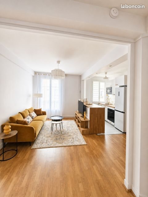 Appartement à louer, 45m², Courbevoie
