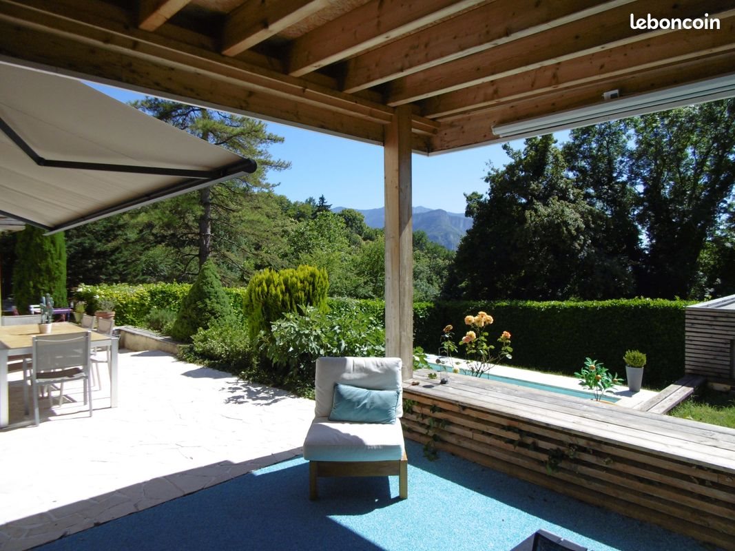 Maison à vendre, 140m², La Buisse