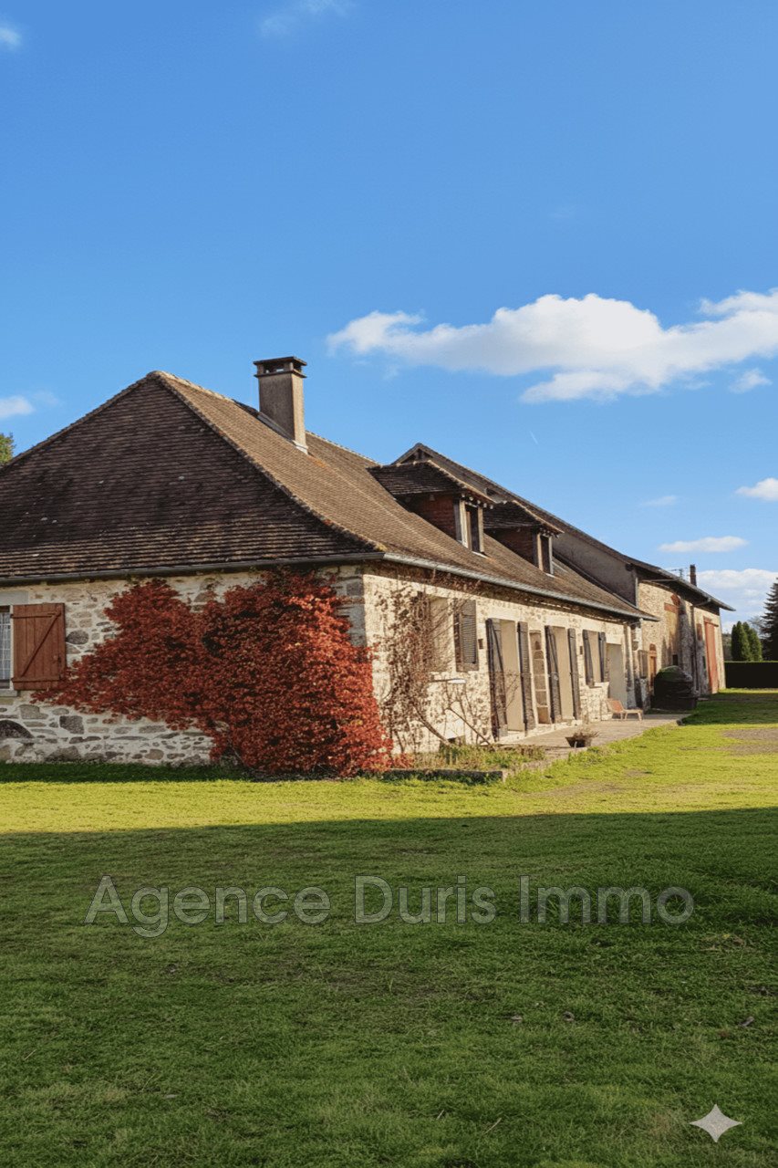 Maison à vendre, 166m², Saint-Yrieix-la-Perche