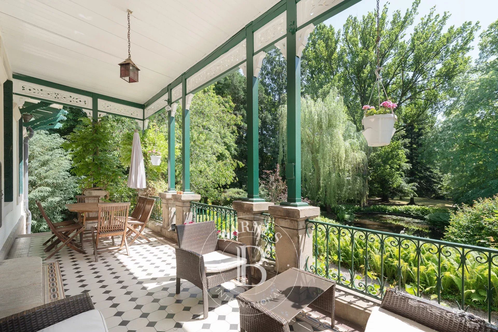 Maison à vendre, 322m², Thaon-les-Vosges