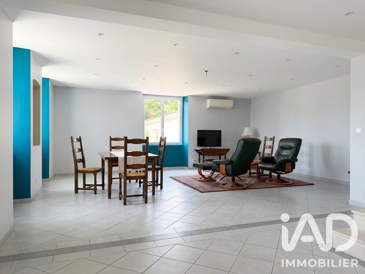 Maison à vendre, 214m², Gensac-la-Pallue