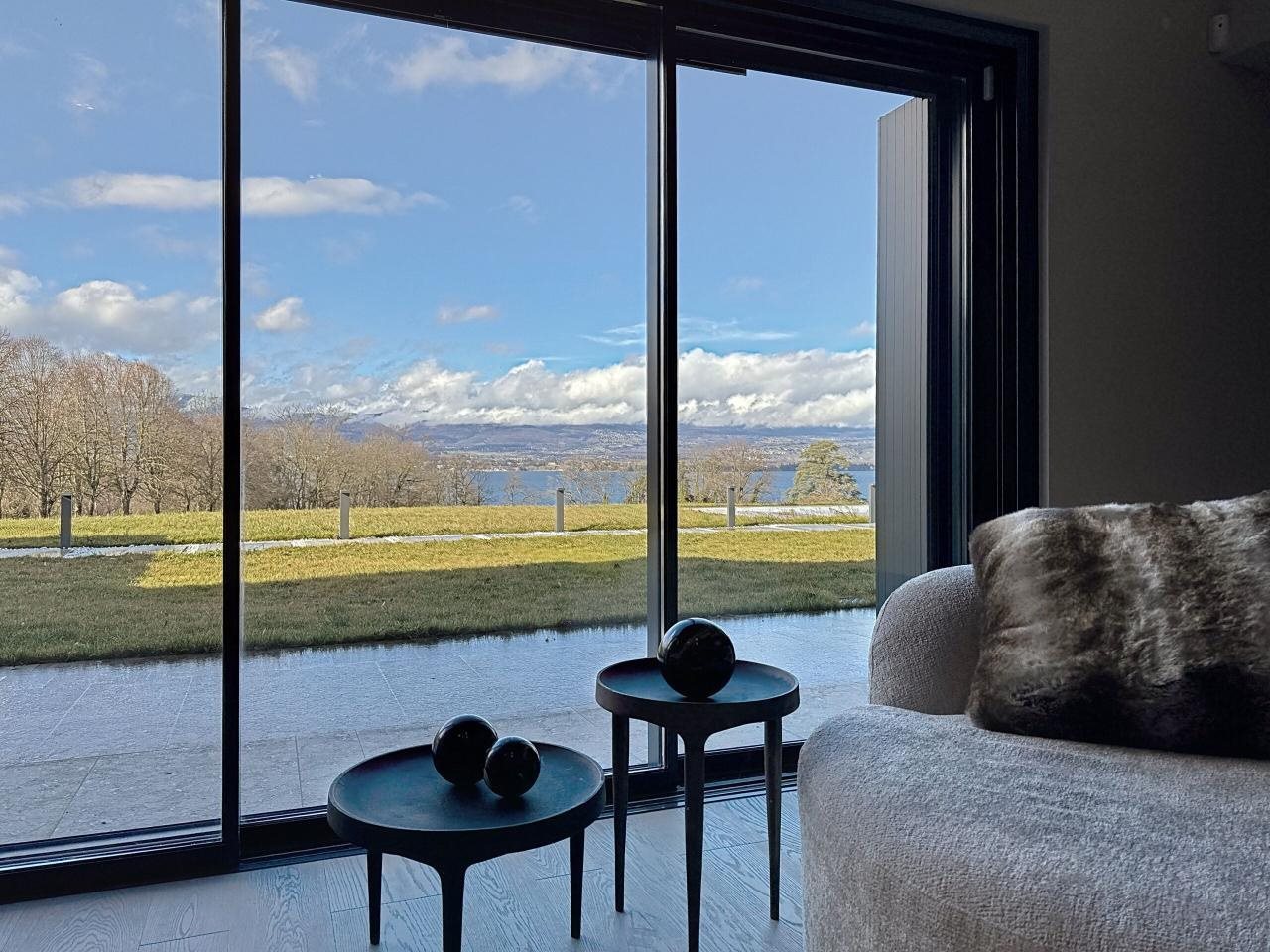 Maison à vendre, 700m², Nernier