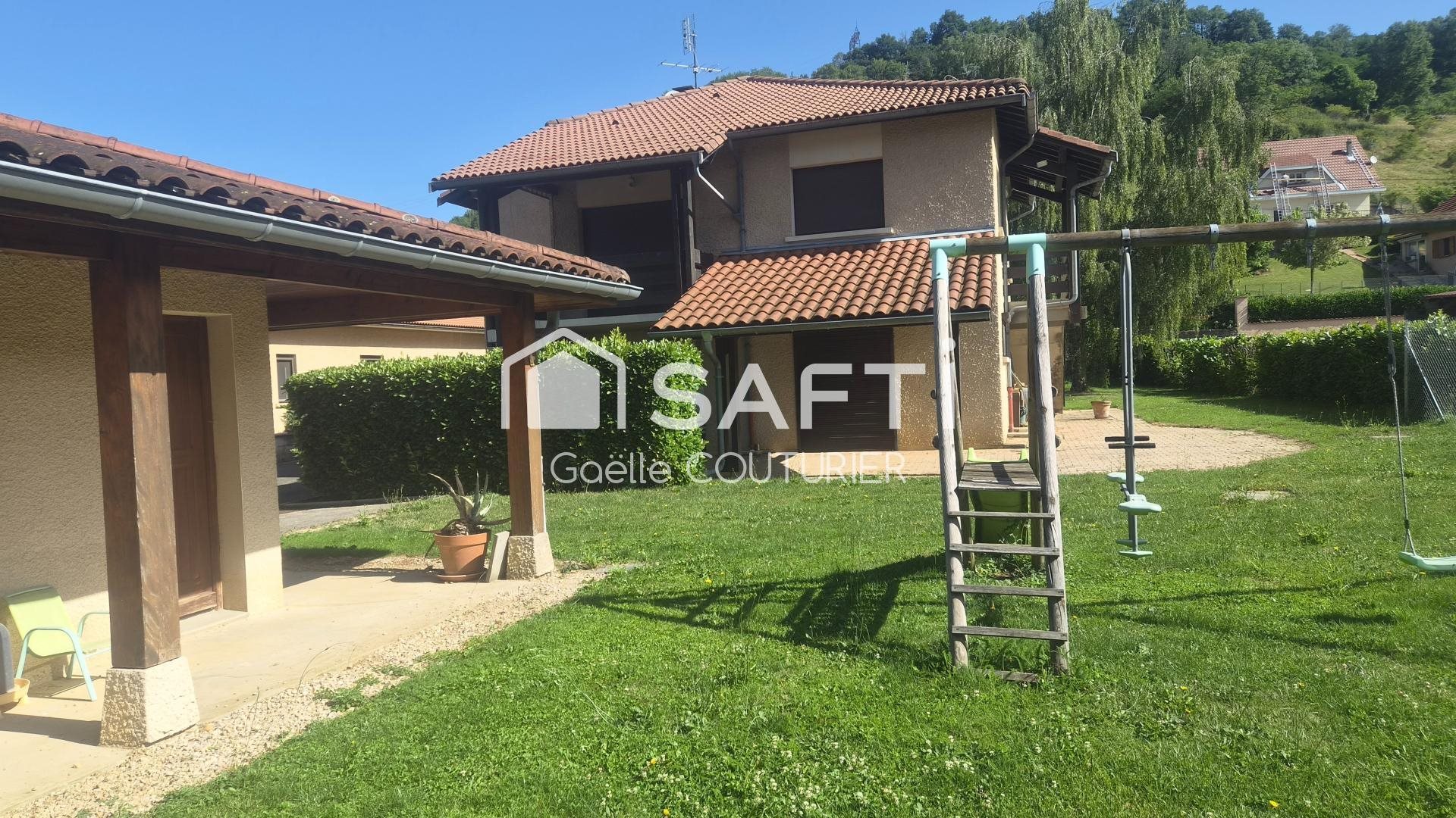 Maison à vendre, 186m², Vaux-en-Bugey