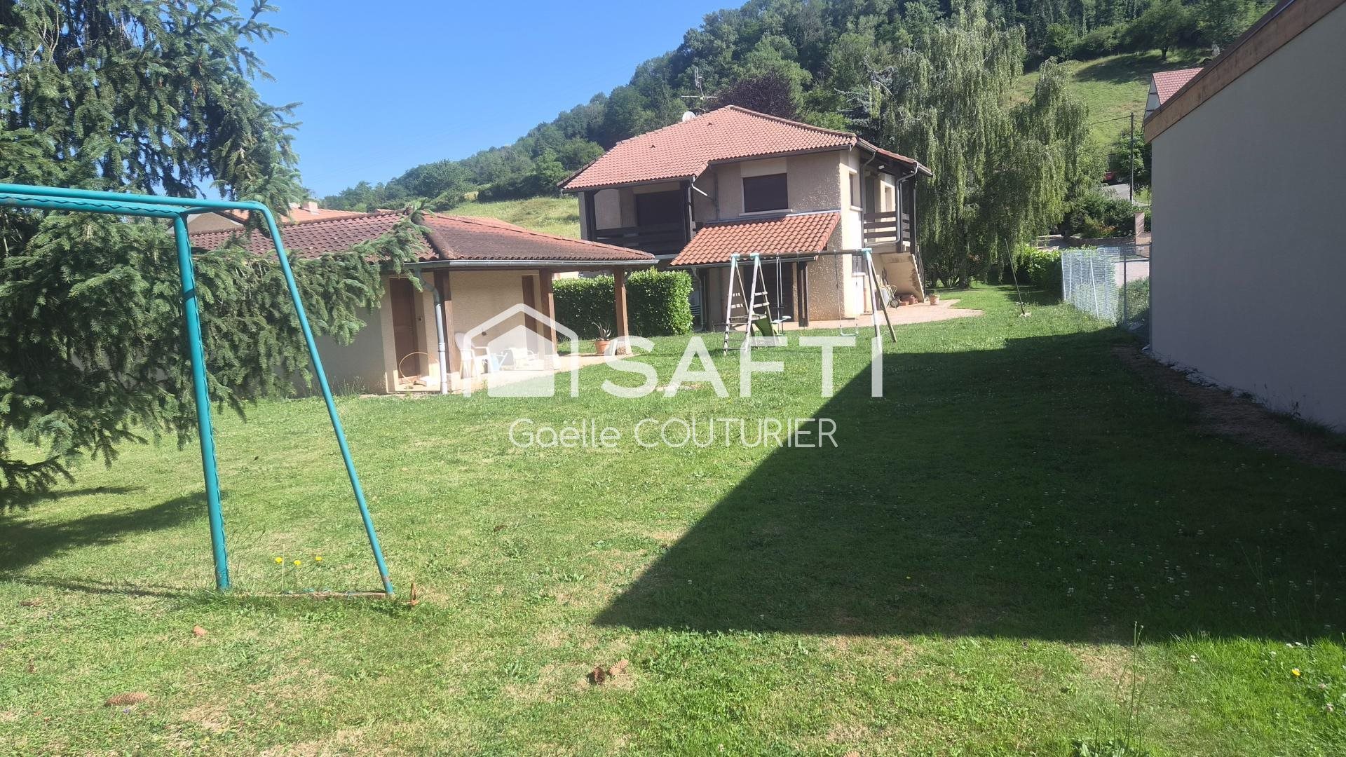 Maison à vendre, 186m², Vaux-en-Bugey