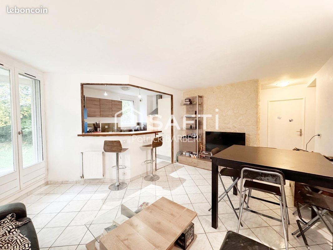Appartement à vendre, 47m², Cergy