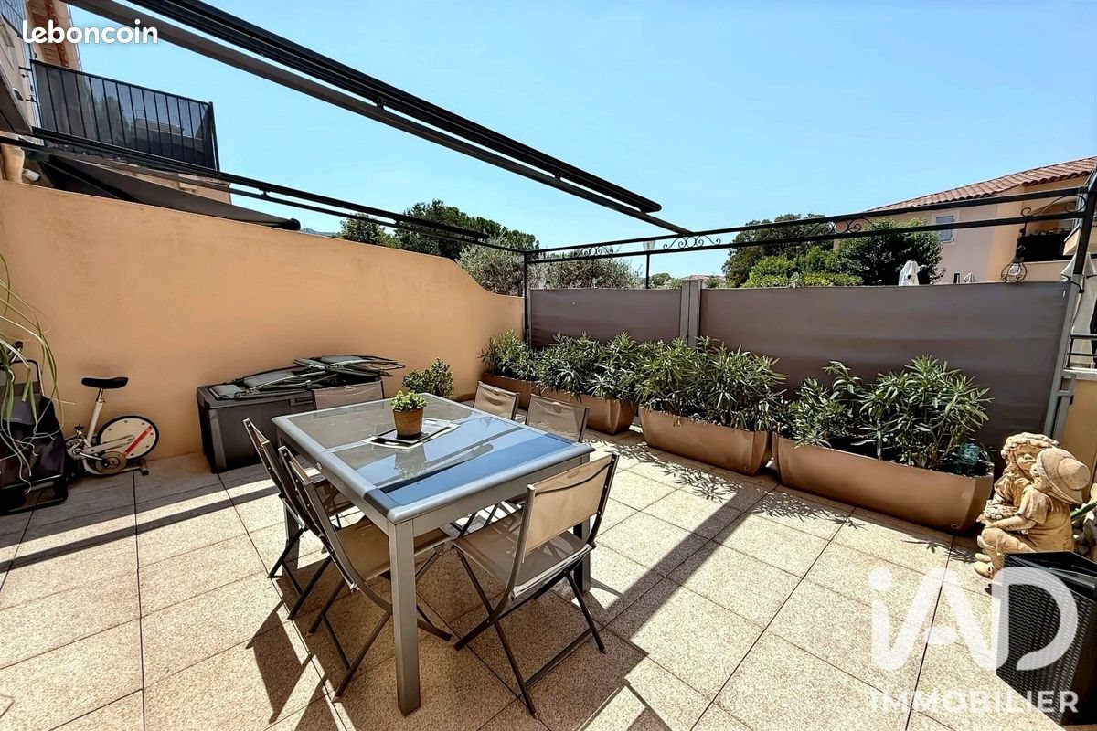 Appartement à vendre, 62m², Gémenos