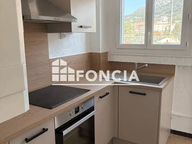 Appartement à louer, 50m², Toulon