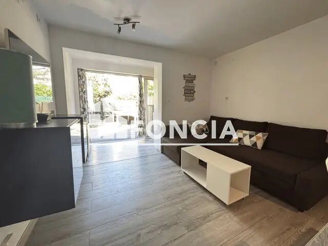 Appartement à louer, 25m², Saint-Mandrier-sur-Mer