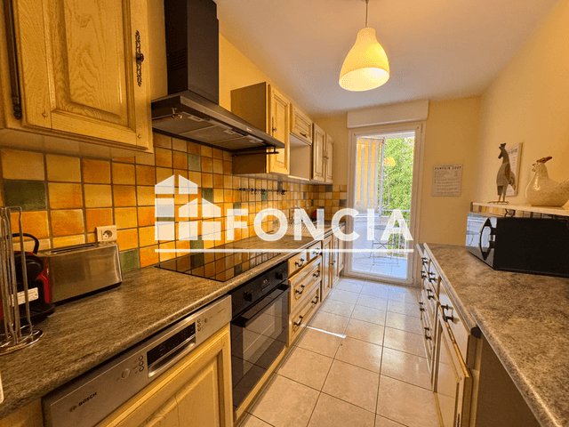 Appartement à louer, 71m², Hyères